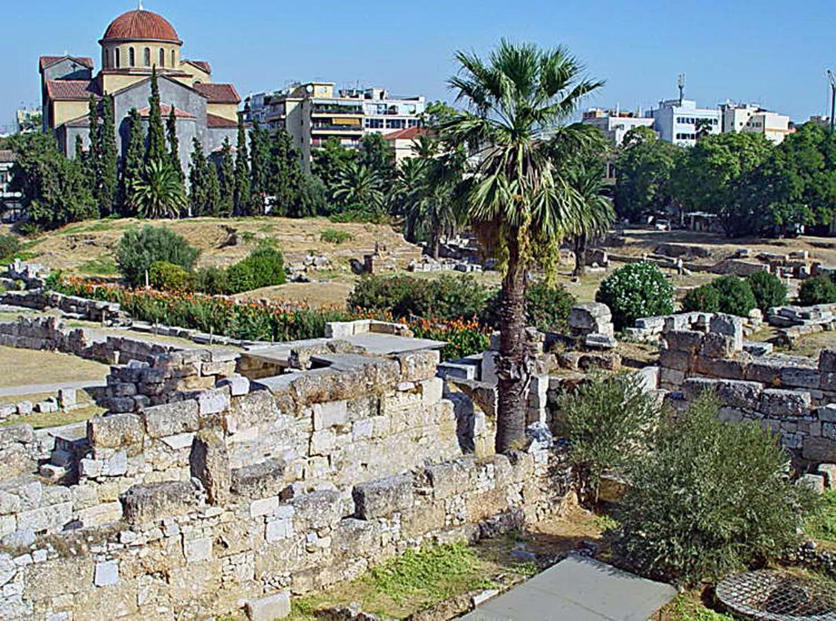 Urban Art Experience With Acropolis View Lägenhet Aten Exteriör bild